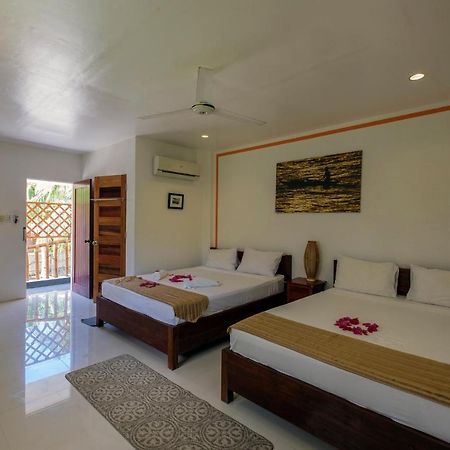 Evolution Dive And Beach Resort Logon Exterior photo