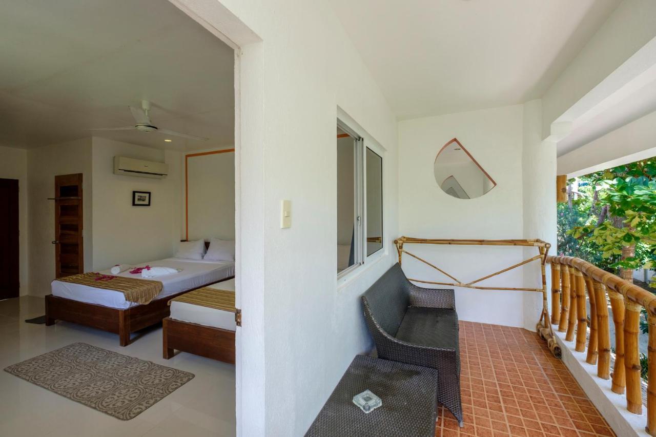 Evolution Dive And Beach Resort Logon Exterior photo